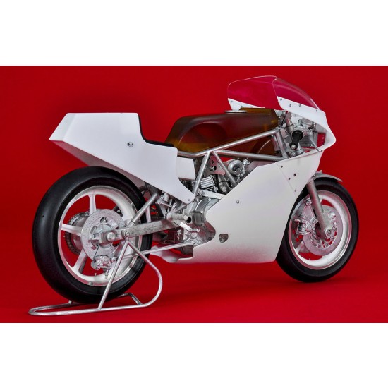 1/9 Ducati 750 TT1 1983 Multi-Material Full Detail Kit 1/9 Ducati 750 TT1 1983 Multi-Material Full Detail Kit