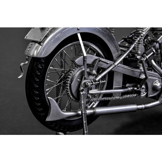 1/9 Crocker Hemi-Head 1936 Small Tank Motorcycle Full Detail Kit 1/9 Crocker Hemi-Head 1936 Small Tank Motorcycle Full Detail Kit