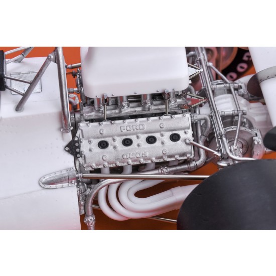 1/12 McLaren M19A 1972 Rd.2 South African GP Winner #12 Denis Hulme 1/12 McLaren M19A 1972 Rd.2 South African GP Winner #12 Denis Hulme