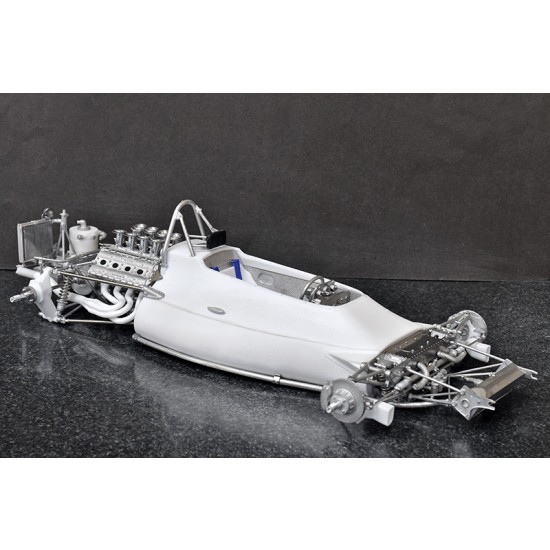1/12 McLaren M19A 1972 Rd.2 South African GP Winner #12 Denis Hulme 1/12 McLaren M19A 1972 Rd.2 South African GP Winner #12 Denis Hulme