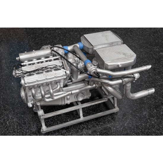 1/12 Lancia Delta S4 Engine kit 1/12 Lancia Delta S4 Engine kit