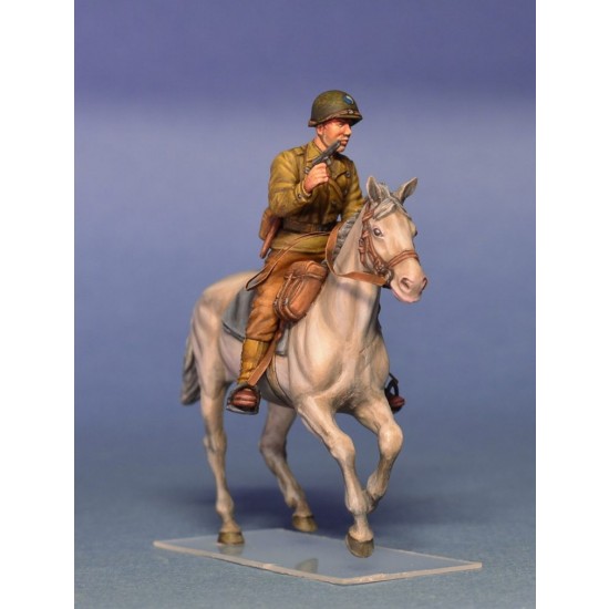 1/35 US Horsemen Normandy 1944 (2 figures & 2 horses)