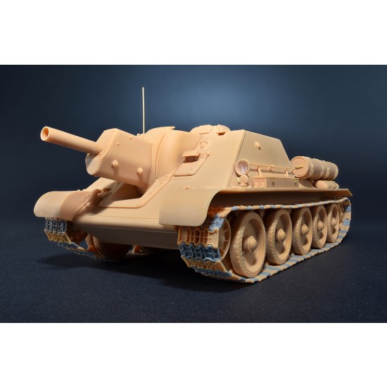 1/35 Soviet Self-Propelled Gun Su-122 Initial Production 1/35 Soviet Self-Propelled Gun Su-122 Initial Production