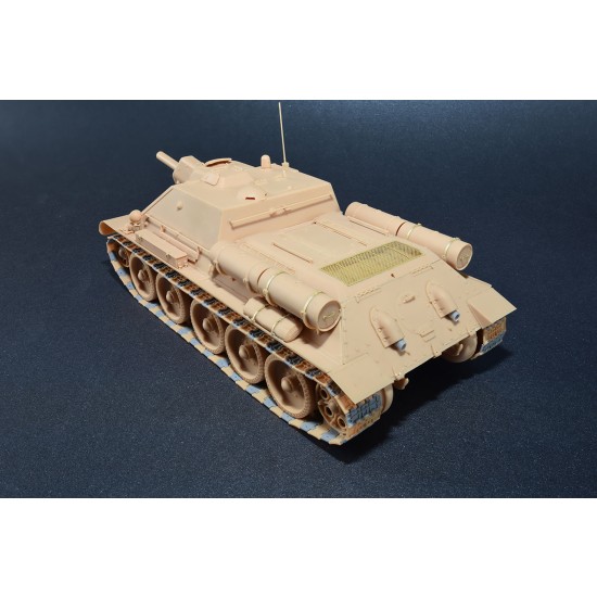1/35 Soviet Self-Propelled Gun Su-122 Initial Production 1/35 Soviet Self-Propelled Gun Su-122 Initial Production