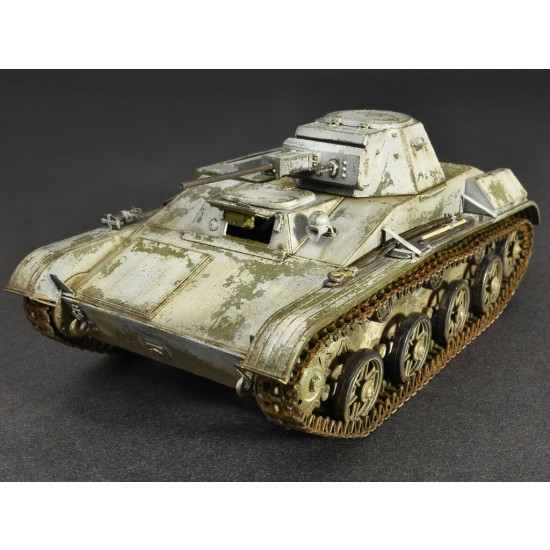 1/35 Soviet Light Tank T-60 (Plant No.37) Early Series with Interior Details 1/35 Soviet Light Tank T-60 (Plant No.37) Early Series with Interior Details