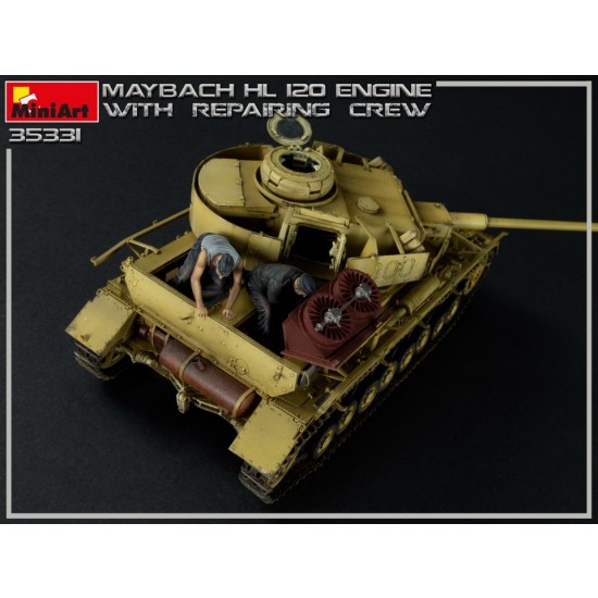 1/35 Maybach HL 120 Engine for Panzer III/IV Family w/Repair Crew 1/35 Maybach HL 120 Engine for Panzer III/IV Family w/Repair Crew