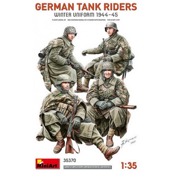 1/35 German Tank Riders, Winter Uniform 1944-45 (4 figures) 1/35 German Tank Riders, Winter Uniform 1944-45 (4 figures)
