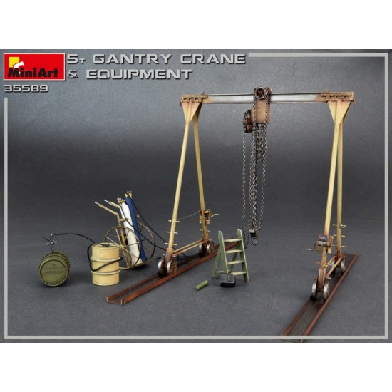 1/35 5 Ton Gantry Crane & Equipment 1/35 5 Ton Gantry Crane & Equipment