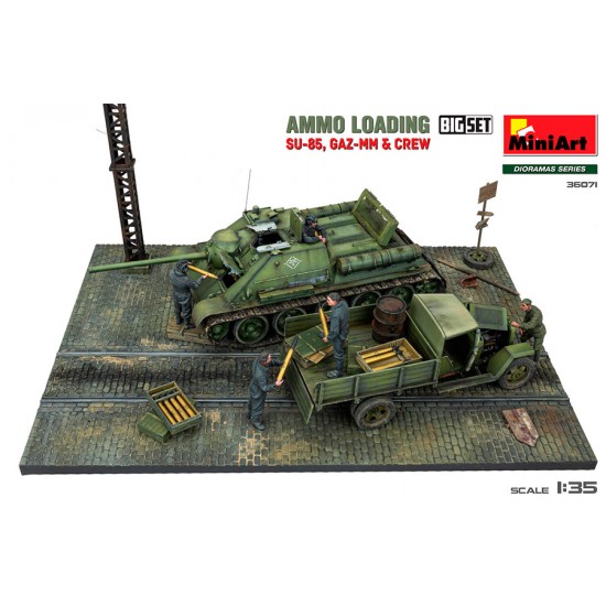 1/35 WWII Ammo Loading Scene: Su-85, Gaz-MM and Crew 1/35 WWII Ammo Loading Scene: Su-85, Gaz-MM and Crew