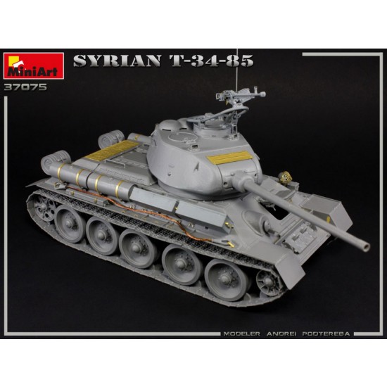 1/35 Syrian T-34/85 Medium Tank 1/35 Syrian T-34/85 Medium Tank