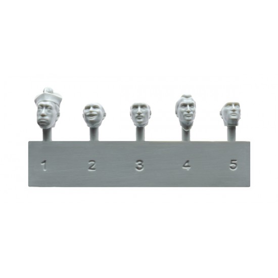 1/35 French Civilians 1930-40s (5 figures w/resin heads) 1/35 French Civilians 1930-40s (5 figures w/resin heads)