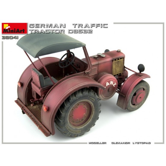 1/35 German Traffic Tractor D8532 1/35 German Traffic Tractor D8532