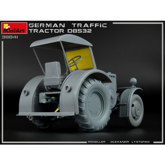 1/35 German Traffic Tractor D8532 1/35 German Traffic Tractor D8532