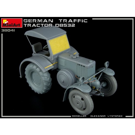 1/35 German Traffic Tractor D8532 1/35 German Traffic Tractor D8532