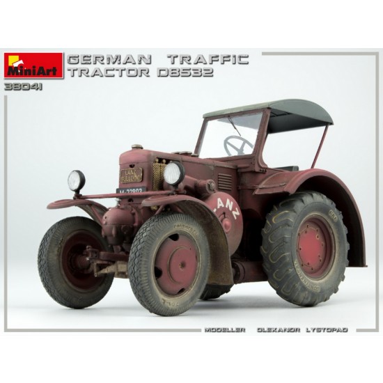 1/35 German Traffic Tractor D8532 1/35 German Traffic Tractor D8532
