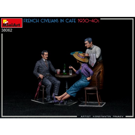 1/35 French Civilians in Cafe 1930-40s (3 figures & accessories) 1/35 French Civilians in Cafe 1930-40s (3 figures & accessories)