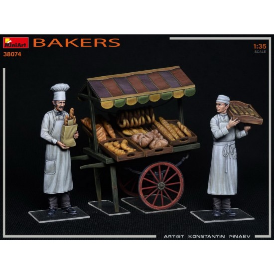 1/35 Bakers: 2 Figures, Wooden Crates w/Bakery Products 1/35 Bakers: 2 Figures, Wooden Crates w/Bakery Products