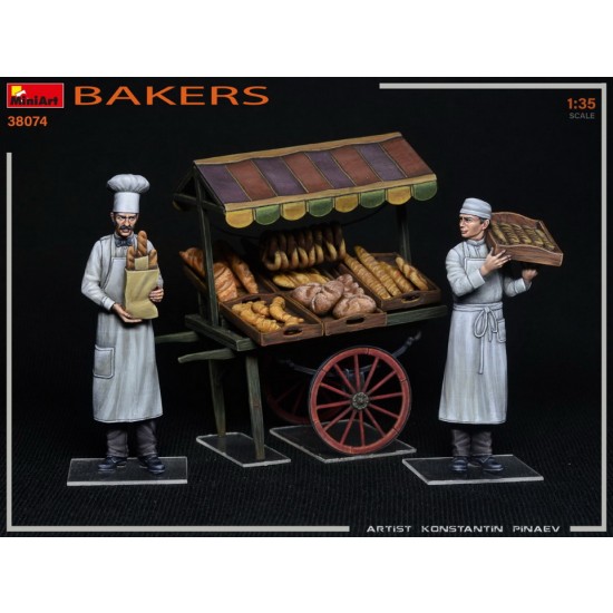 1/35 Bakers: 2 Figures, Wooden Crates w/Bakery Products 1/35 Bakers: 2 Figures, Wooden Crates w/Bakery Products