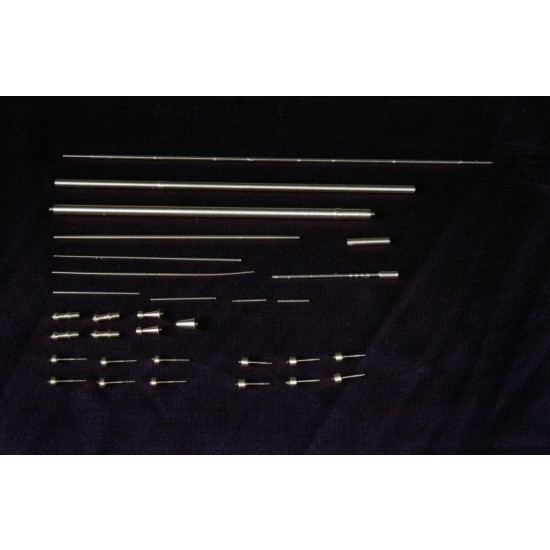 1/200 HMS Hood Deluxe Pack Detail Set with Wooden Deck for Trumpeter kit 1/200 HMS Hood Deluxe Pack Detail Set with Wooden Deck for Trumpeter kit