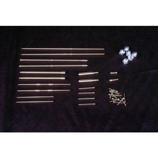 1/200 HMS Hood Deluxe Pack Detail Set with Wooden Deck for Trumpeter kit 1/200 HMS Hood Deluxe Pack Detail Set with Wooden Deck for Trumpeter kit