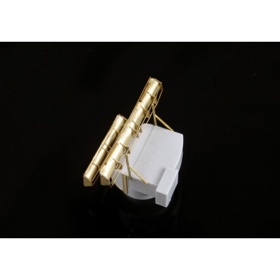 1/200 HMS Hood Mast and Radar Set for Trumpeter kit 1/200 HMS Hood Mast and Radar Set for Trumpeter kit