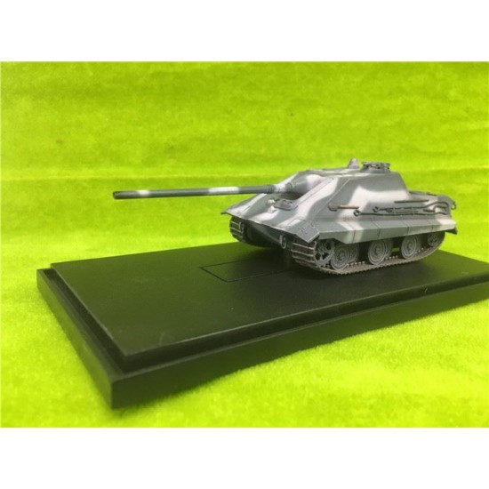 1/72 WWII German E-50 Jagdpanzer w/105mm Gun, Winter Camouflage 1946 1/72 WWII German E-50 Jagdpanzer w/105mm Gun, Winter Camouflage 1946