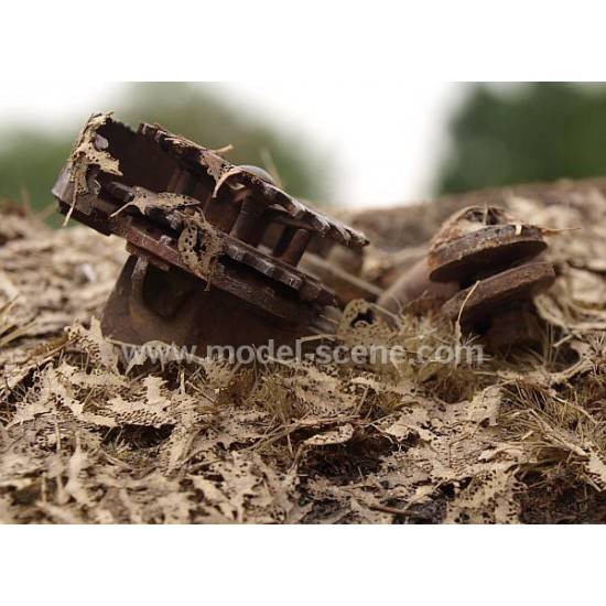 1/32, 1/35 Decaying Oak Leaves (80pcs) 1/32, 1/35 Decaying Oak Leaves (80pcs)