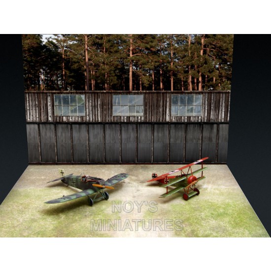 1/72 WWI Airfield Tarmac Set with Bonus Backdrop (3 Sheets, Size: 310 x 219mm)