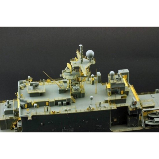 1/350 USS Harpers Ferry (LSD-49) Dock Landing Ship (Complete Resin kit) 1/350 USS Harpers Ferry (LSD-49) Dock Landing Ship (Complete Resin kit)