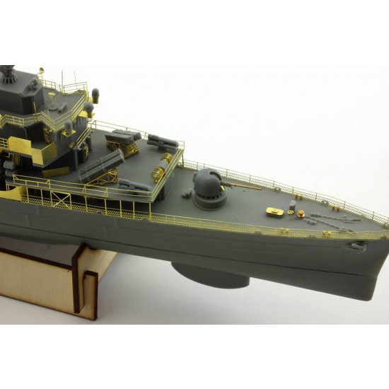 1/350 ROCS De Yang (DDG-925) 1/350 ROCS De Yang (DDG-925)