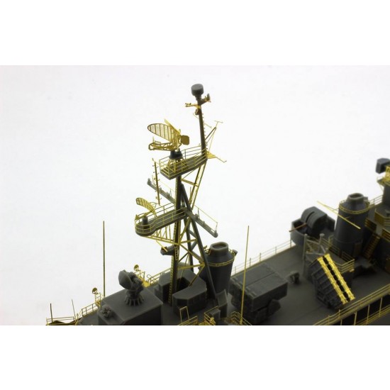 1/350 ROCS De Yang (DDG-925) 1/350 ROCS De Yang (DDG-925)