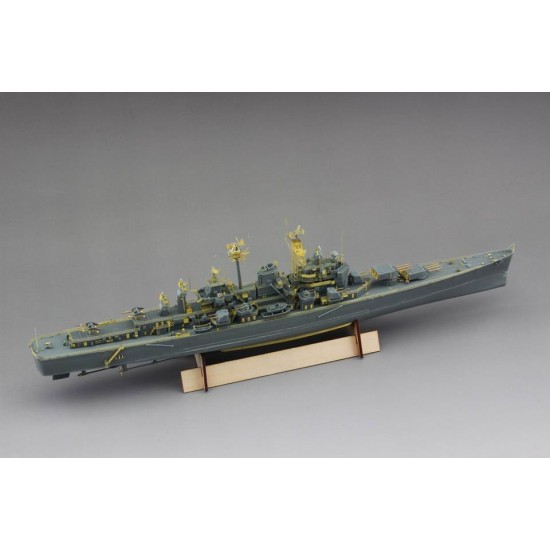 1/700 USS Boston CAG1 - Complete Resin Kit 1/700 USS Boston CAG1 - Complete Resin Kit