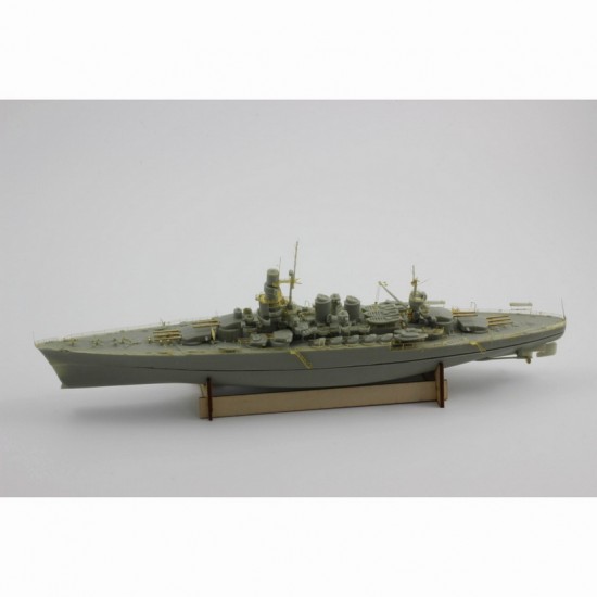 1/700 Italian Battleship Caio Duilio 1941 Complete resin kit 1/700 Italian Battleship Caio Duilio 1941 Complete resin kit