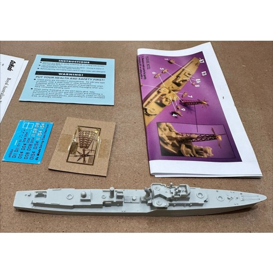 1/600 HMAS Voyager (Daring Class) Resin Kit 1/600 HMAS Voyager (Daring Class) Resin Kit