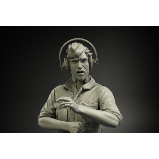 1/35 German Summer Shirt Tank Crew (3 figures) 1/35 German Summer Shirt Tank Crew (3 figures)
