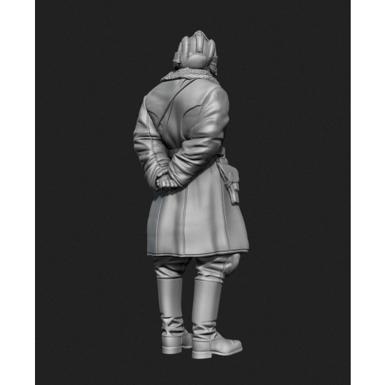 1/35 Soviet Tank Officer In Sheepskin Coat Vol.1 1/35 Soviet Tank Officer In Sheepskin Coat Vol.1