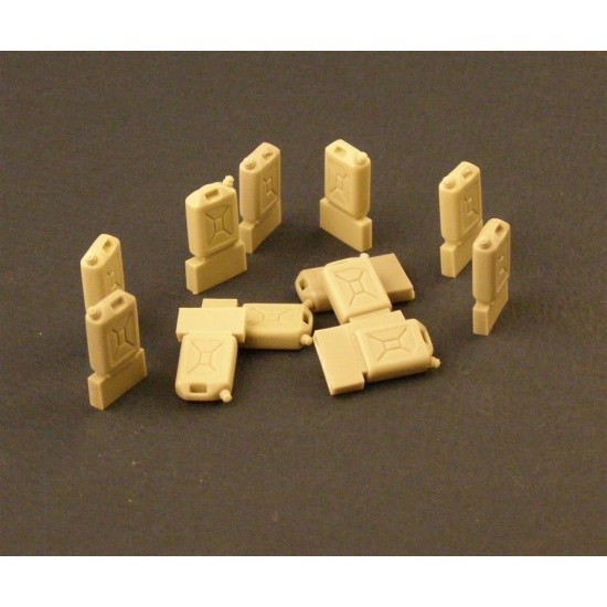 1/35 IDF Water Canisters (12pcs) 1/35 IDF Water Canisters (12pcs)
