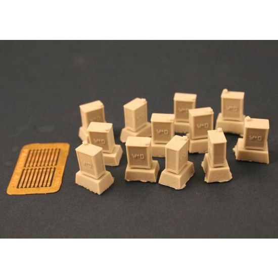 1/35 2-Gallon British POW Canisters (12pcs) 1/35 2-Gallon British POW Canisters (12pcs)