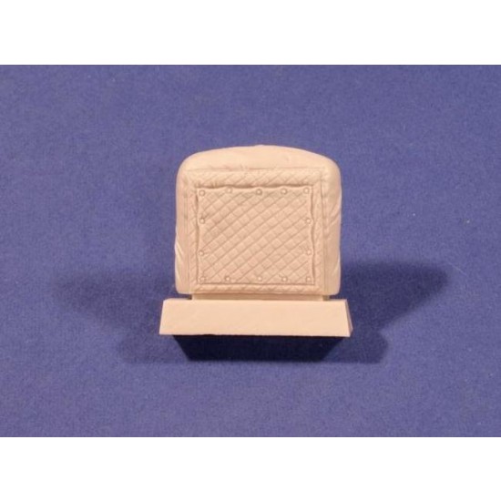 1/35 Cooler Mask with Canvas Cover for Bussing-NAG 4500 L 1/35 Cooler Mask with Canvas Cover for Bussing-NAG 4500 L