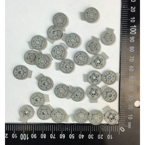 1/35 Road Wheels for WWII Soviet JS-1/JS-2/JS-3/JSU-152 kit (14pcs) 1/35 Road Wheels for WWII Soviet JS-1/JS-2/JS-3/JSU-152 kit (14pcs)