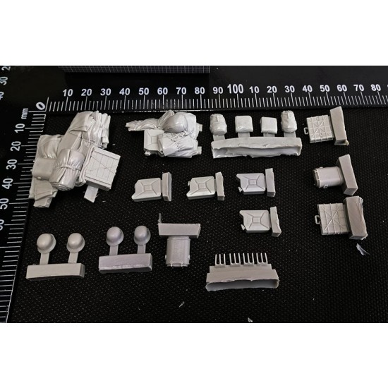 1/35 Stowage Set for Hetzer 1/35 Stowage Set for Hetzer