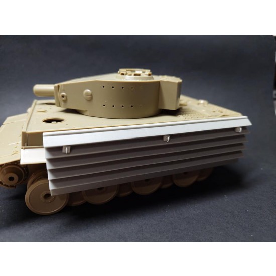 1/35 Tiger I Tank Wooden Sapper Bruckentafel 1/35 Tiger I Tank Wooden Sapper Bruckentafel