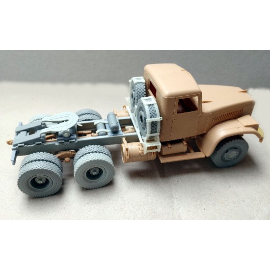 1/35 KraZ-258V Saddle Tractor Conversion Set for HobbyBoss KraZ-255 1/35 KraZ-258V Saddle Tractor Conversion Set for HobbyBoss KraZ-255
