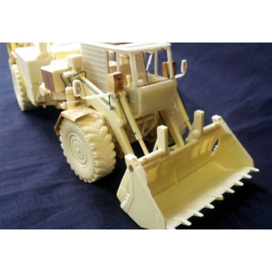 1/35 DOK-M Wheel Army Dozer 1/35 DOK-M Wheel Army Dozer