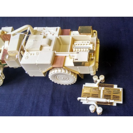 1/35 DOK-M Wheel Army Dozer 1/35 DOK-M Wheel Army Dozer