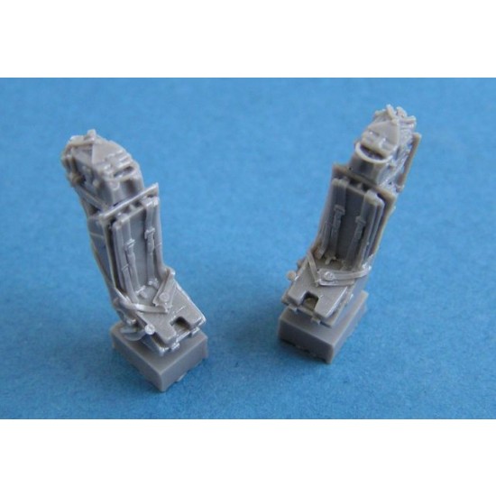 1/72 MB Mk. 3B for DH Vampire T.11 Seats set for Airfix kit (Resin) 1/72 MB Mk. 3B for DH Vampire T.11 Seats set for Airfix kit (Resin)