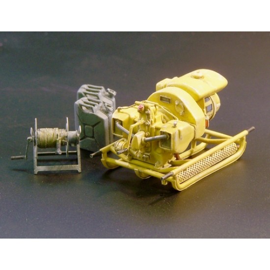 1/35 WWII German Power Generator 1/35 WWII German Power Generator