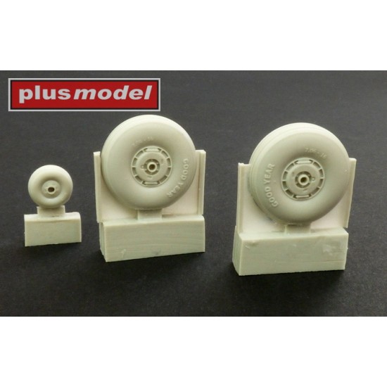 1/72 Douglas C-47 Skytrain Wheels with Cover 1/72 Douglas C-47 Skytrain Wheels with Cover