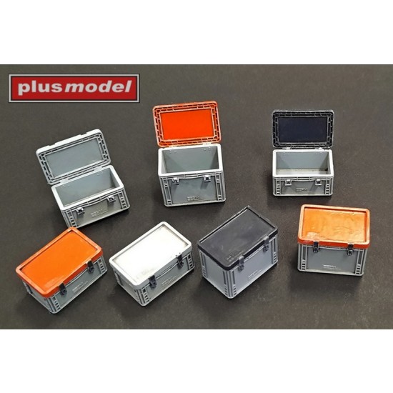1/32 Universal Plastic Tool Boxes (7pcs) 1/32 Universal Plastic Tool Boxes (7pcs)