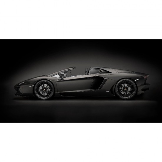 1/8 Lamborghini Aventador LP700-4 Roadster Nero Nemesis (Pre-painted) 1/8 Lamborghini Aventador LP700-4 Roadster Nero Nemesis (Pre-painted)